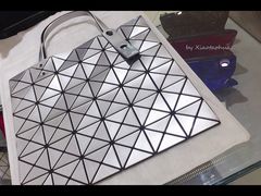 -三宅一生 (阪急梅田本店)