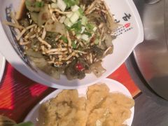 -四季喧黔味豆米火锅(万达广场店)