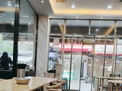 -白翔甜食店