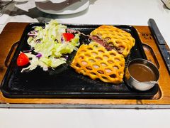 -必胜客(威高广场店)