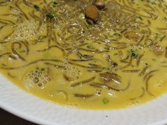 珍珠鲍鱼烧豆面-尚一汤 广东炖汤(金桥国际店)