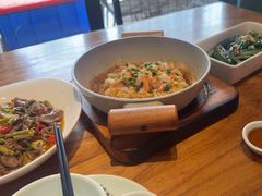 -头上红煨盐鸡·非遗院子餐厅