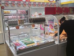 面包甜点陈列柜-味多美蛋糕(航天桥店)