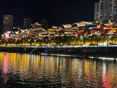 -宏兴烤鱼山庄(宣恩总店)