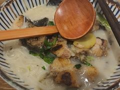 -鲜越鲜鱼粉(财富购物中心店)
