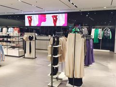 -优衣库(哈尔滨中央大街店)