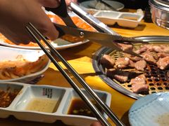 -唯成•韩国炭火烤肉 유성고기