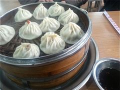 牛肉汤包-清真老铁家灌汤包