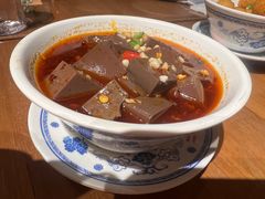 -炉小二铜锅牛蛙•川湘菜(三里屯店)