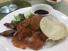 烤鸭两吃-粮食酒店