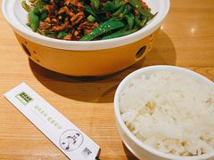 -胡子大厨·超级小炒肉(晶耀前滩店)