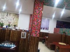 大堂-哈尔滨东北铁锅炖(都督街店)