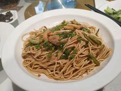 开洋葱油拌面-老洋房花园饭店(绍兴路店)