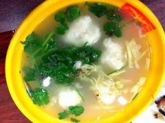 -小杨生煎(金山百联购物中心3楼店)