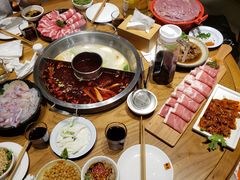 -佬土鹅肠火锅(中建大观店)