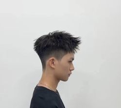 -豪帅男士理容馆