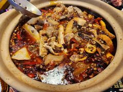 山城炭炉牛杂煲-纪录片《人生一串》体验店(静安店)