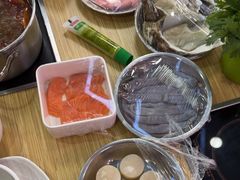 -杨老板·海鲜集市火锅·鲜切牛肉(中防万宝店)