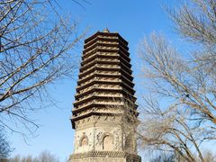 -玲珑塔公园
