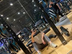 -康斐斯健身(银泰创意城店)
