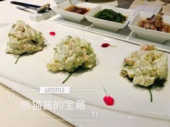 牛油果三文鱼-老正兴菜馆(福州路店)