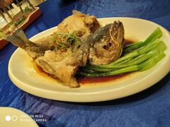 -皇冠明珠鱼翅楼(水上公园店)