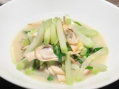 -新荣记(BFC外滩金融中心店)