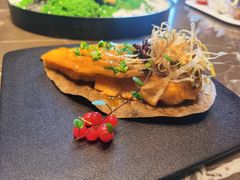 -海派悦庭·海胆烧麦·新融合菜(凯德广场店)