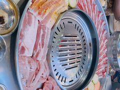 -哈哈碳都·牛肋条无限自助烤肉(台江万达店)