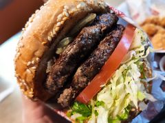 -The Habit Burger Grill 哈比特汉堡(复兴soho店)