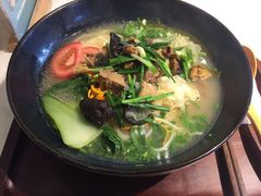 -蒙小妹骨汤饭.米线(新光路店)