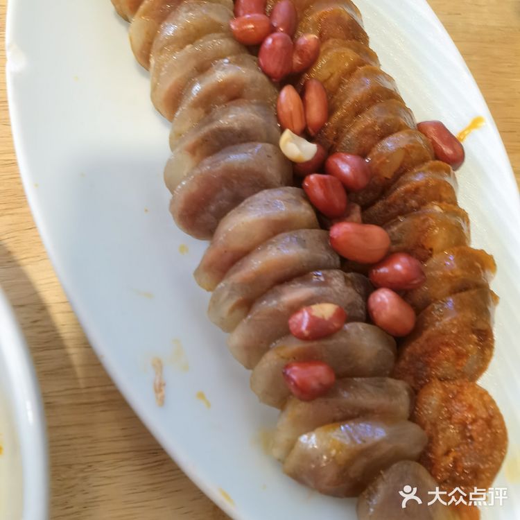 同事第一次来吃这家跷脚牛肉，订了一个双人套餐