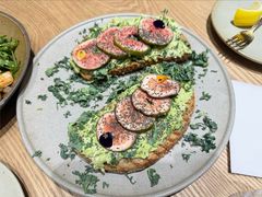 无花果手撕鸡肉tapas-Toris(LuOne凯德晶萃广场店)