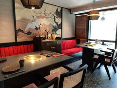 -铭牛烧肉·和牛海鲜自助(高新月牙湖店)