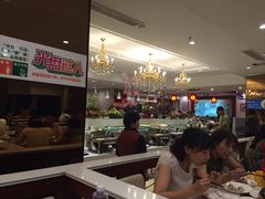 -泉福居酱骨头自助广场(南大街商业步行街店)