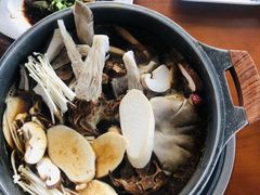 -亿诣蝎府炸酱面羊蝎子火锅(酷车小镇店)