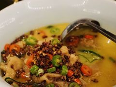 酸汤肥牛海鲜锅-上海人家花樣年华(中山公园店)