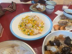 -侬佳蒸菜馆(听潮店)