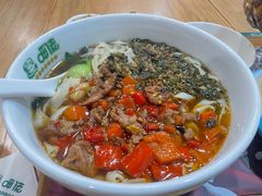 -呷佬·长沙手工米粉(金沙江路店)