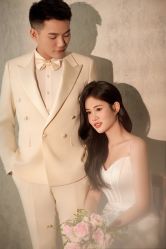 -雪中彩影婚纱摄影·微光艺术中心