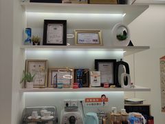 -维乐口腔(美维云门诊陆家嘴店)