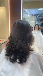-DO A HAIRSTYLE