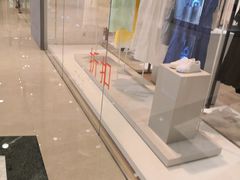 -COS(环球港店)