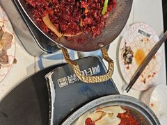 -阿瓦山寨·湘菜现炒·剁椒鱼头王(咸阳总店)