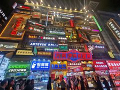 -黄兴南路步行商业街