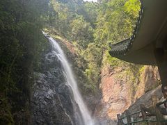 -南昆山川龙瀑布