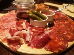 -恰餐厅及酒吧 CHAR Bar & Grill (北京丽都皇冠假日店)