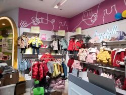 -孩子王(昆山招商花园城店)