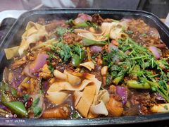 -八条友鲜货烧烤·脆皮烤鱼(石岩旗舰店)