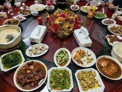-山里人家土菜馆(茅山店)